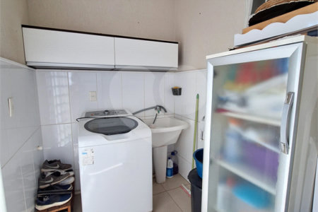 Casa à venda com 4 quartos, sendo 1 suíte, em Santa Cândida, Vinhedo, SP