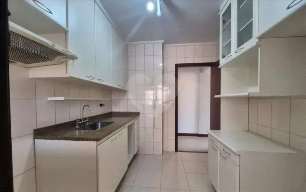 Apartamento à venda com 3 quartos, sendo 1 suíte, em Jardim das Vertentes, São Paulo, SP