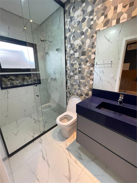 Casa à venda com 3 suítes no condomínio Residencial Granville, Atibaia - SP
