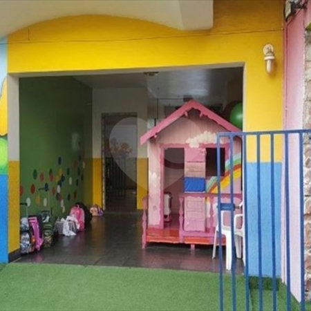 Sobrado à venda com 4 quartos, sendo 1 suíte, em Vila Monumento, São Paulo, SP