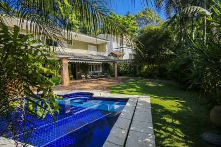 Casa à venda com 3 quartos, sendo 2 suítes,  em Vila Tramontano, São Paulo, SP
