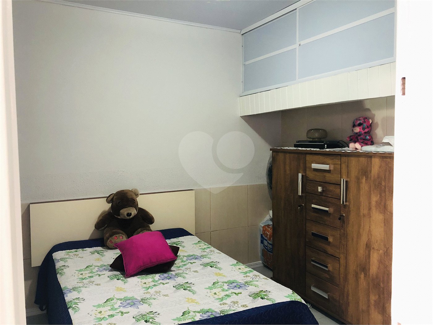 Casa à venda com 3 quartos, sendo 1 suíte, em Vila Suissa, Mogi das Cruzes, SP