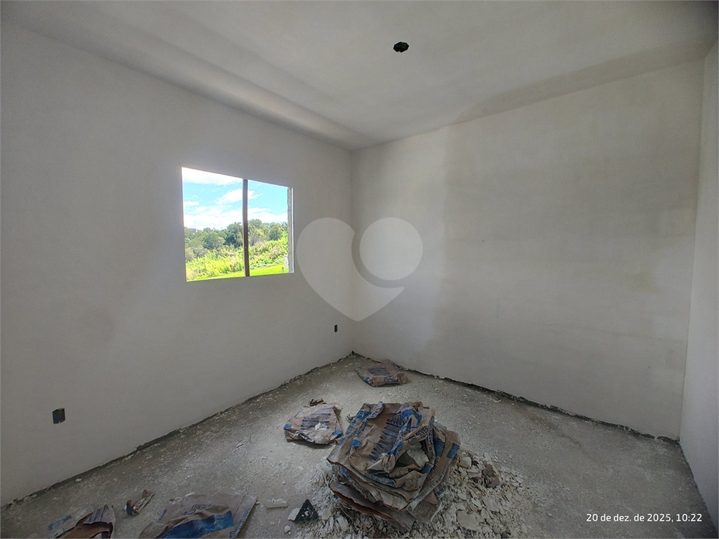Casa à venda com 2 quartos no condomínio Residencial Sonhar Bella, Atibaia - SP