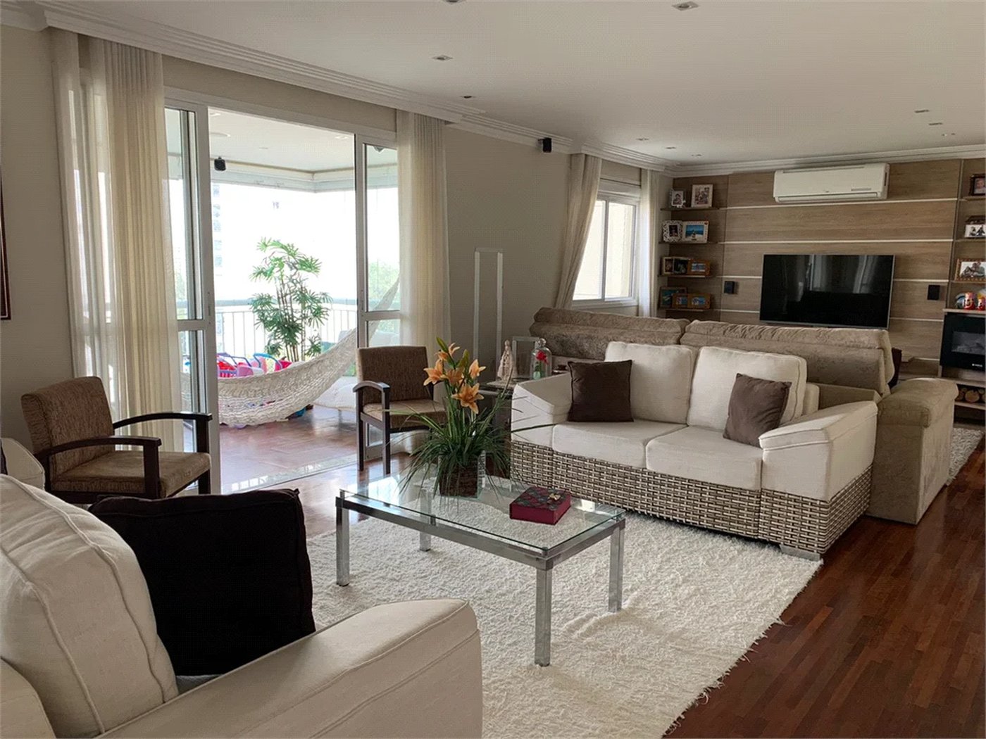 Apartamento à venda com 4 quartos, sendo 3 suítes, em Vila Andrade, São Paulo, SP