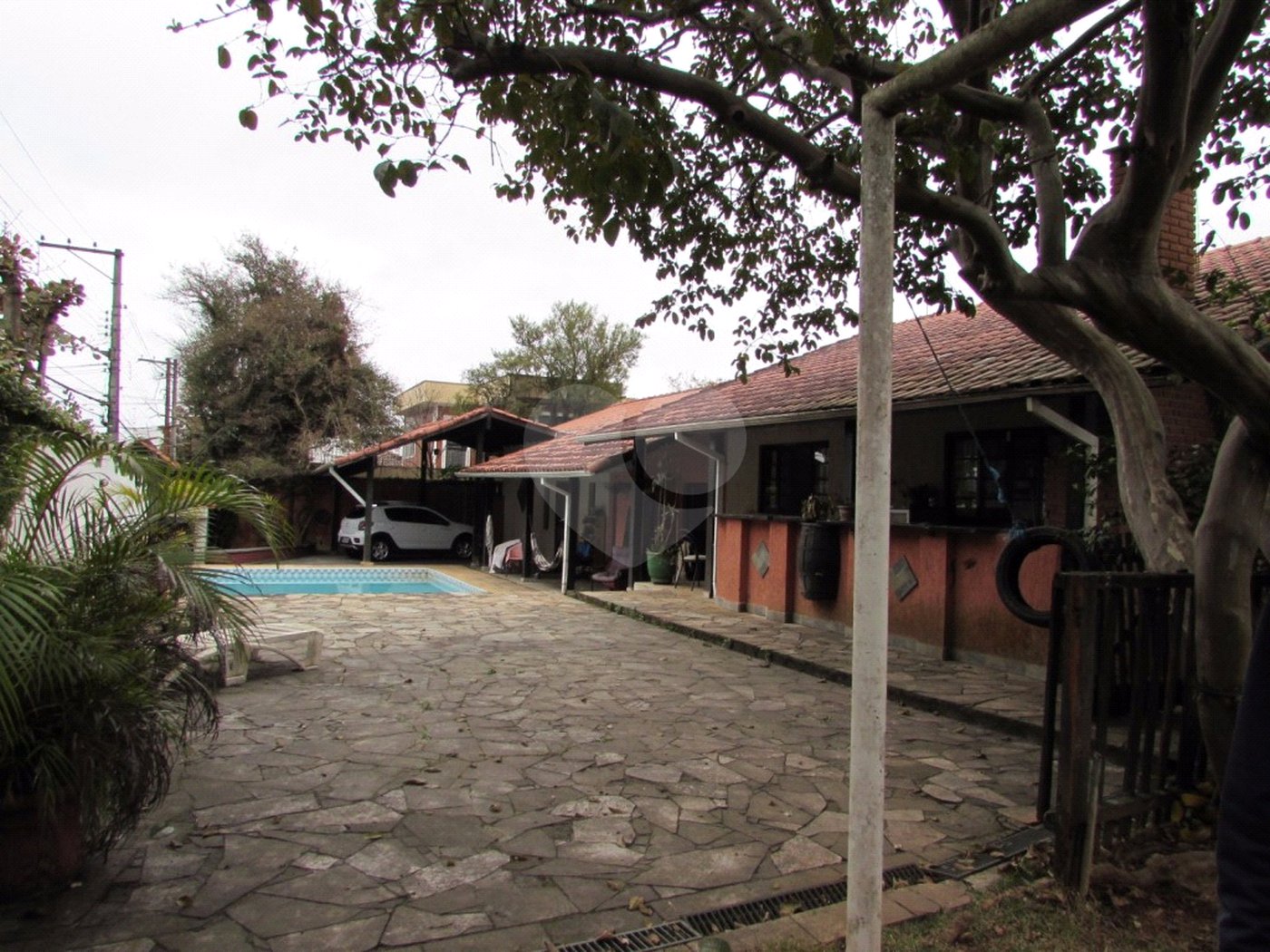 Casa Térrea à venda ou para alugar com 5 quartos, sendo 2 suítes, em Vila Horizonte, Mogi das Cruzes, SP