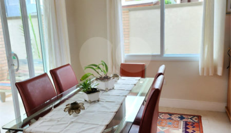 Casa à venda com 4 suítes no condomínio Pedra Grande, Atibaia - SP