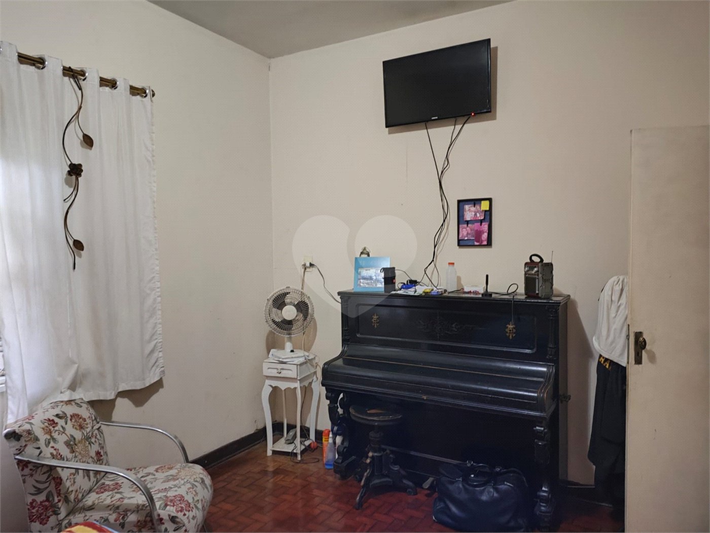 Casa à venda com 2 quartos em Vila Galvão, Guarulhos, SP