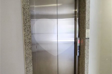 Apartamento à venda com 2 quartos, sendo 1 suíte,  no Centro, Araraquara, SP