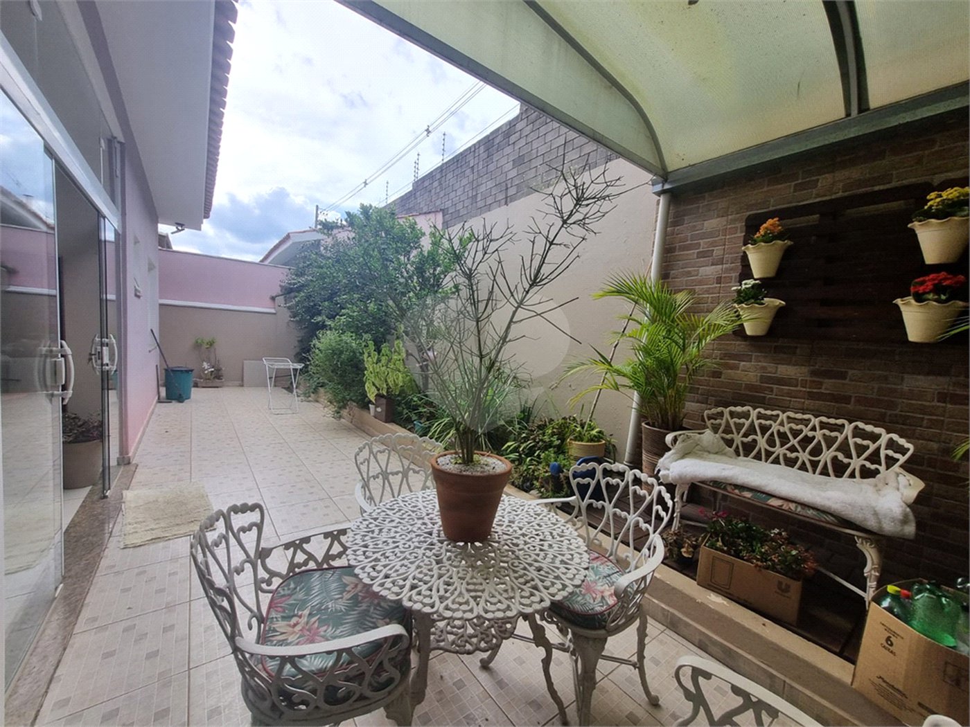 Casa à venda com 4 quartos, sendo 1 suíte,  no condomínio Ibiti do Paço, Sorocaba - SP