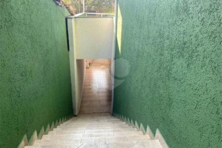 Sobrado à venda com 3 quartos em Vila Campestre, São Paulo, SP