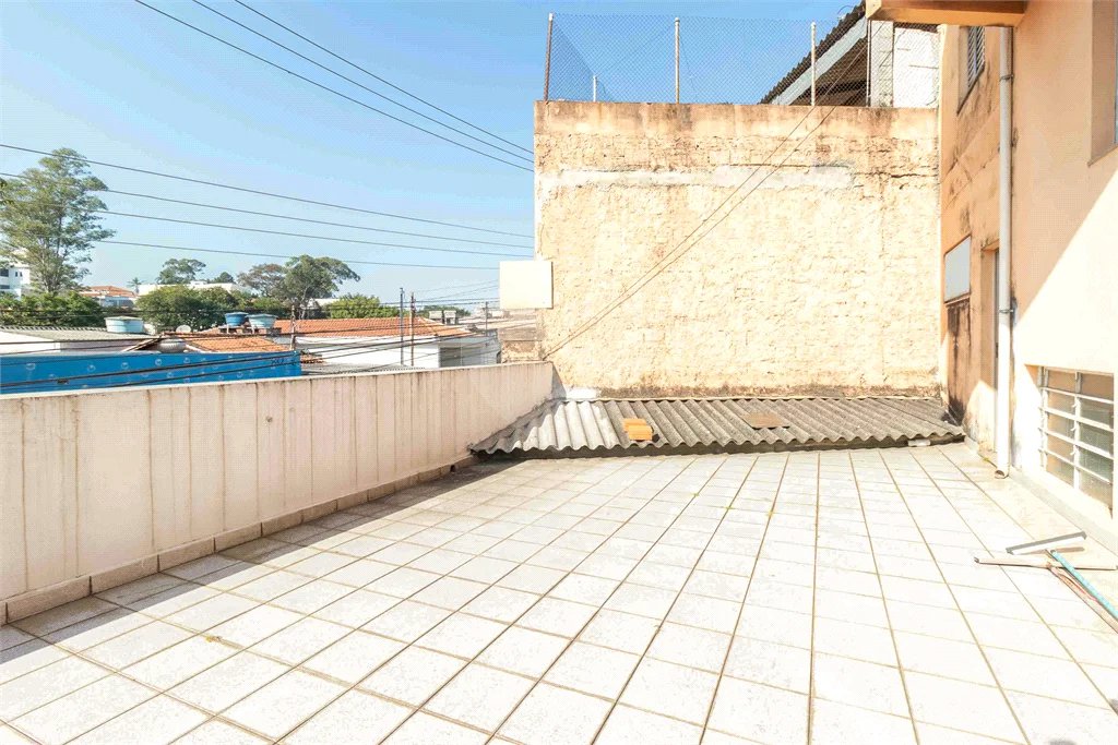 Casa a venda na Moóca 250m² três dormitórios sendo uma suíte duas vagas de garagem.