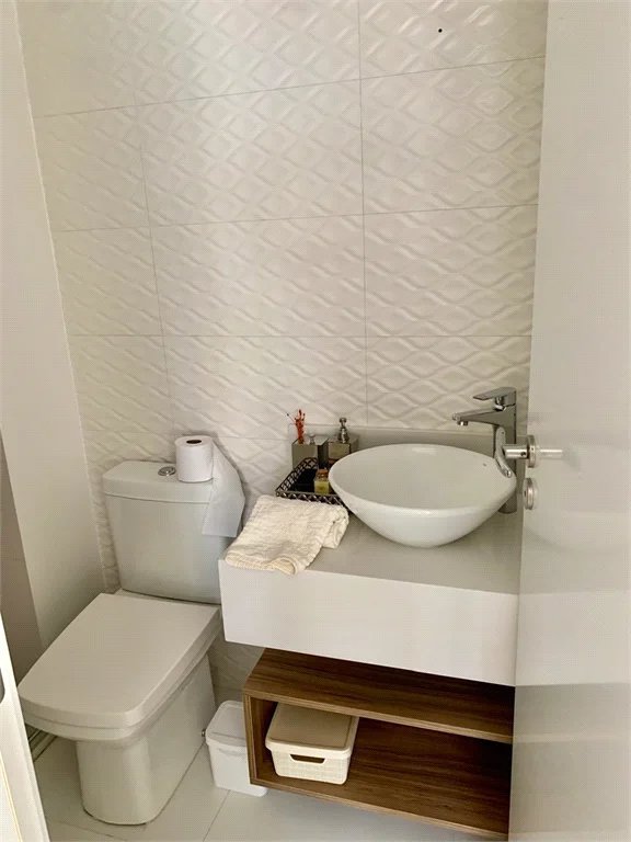 Apartamento à venda com 2 quartos, sendo 1 suíte, em Alto da Lapa, São Paulo, SP