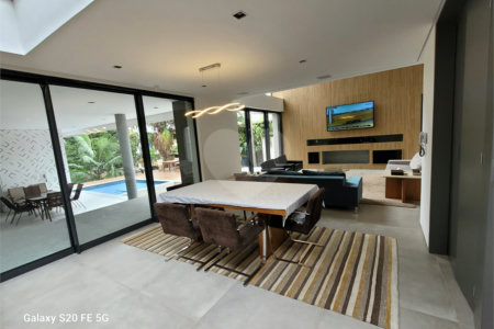 Casa à venda com 3 suítes em Jardim Prudência, São Paulo, SP