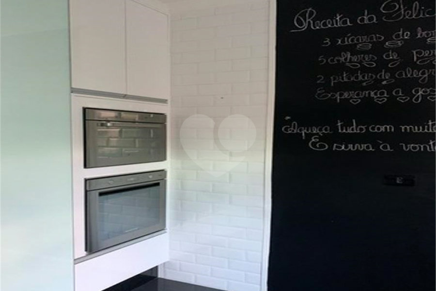 Casa à venda com 3 quartos, sendo 1 suíte, no condomínio Res Means do Campo II, São Paulo - SP