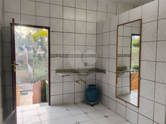 Casa à venda com 4 quartos em Barreiro, Mairiporã, SP