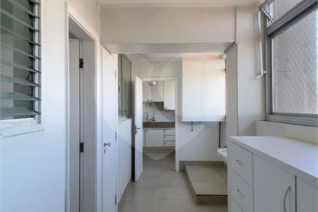 Apartamento à venda com 3 suítes em Santo Amaro, São Paulo, SP