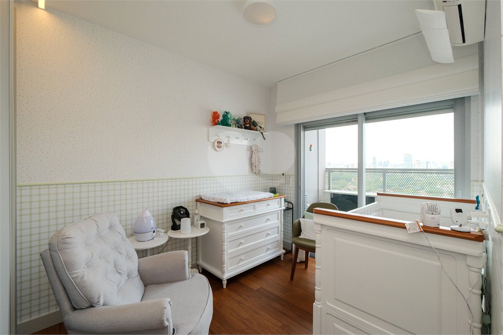 Apartamento para alugar com 2 suítes em Jardim Paulistano, São Paulo, SP