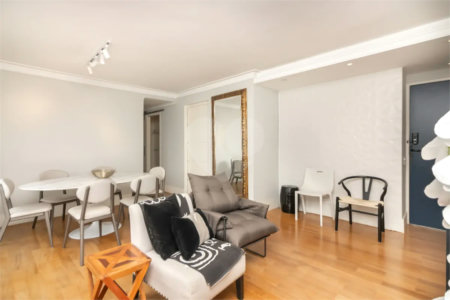 Apartamento à venda com 3 quartos, sendo 2 suítes, em Vila Olímpia, São Paulo, SP