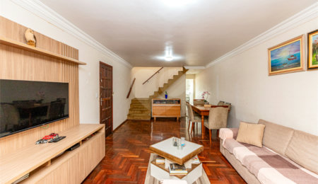 Sobrado à venda com 3 quartos, sendo 1 suíte,  em Jardim Prudência, São Paulo, SP