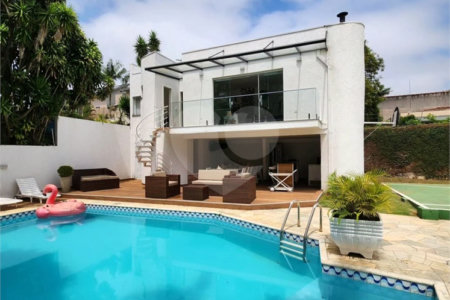 Casa à venda com 4 suítes em Vila Oliveira, Mogi das Cruzes, SP