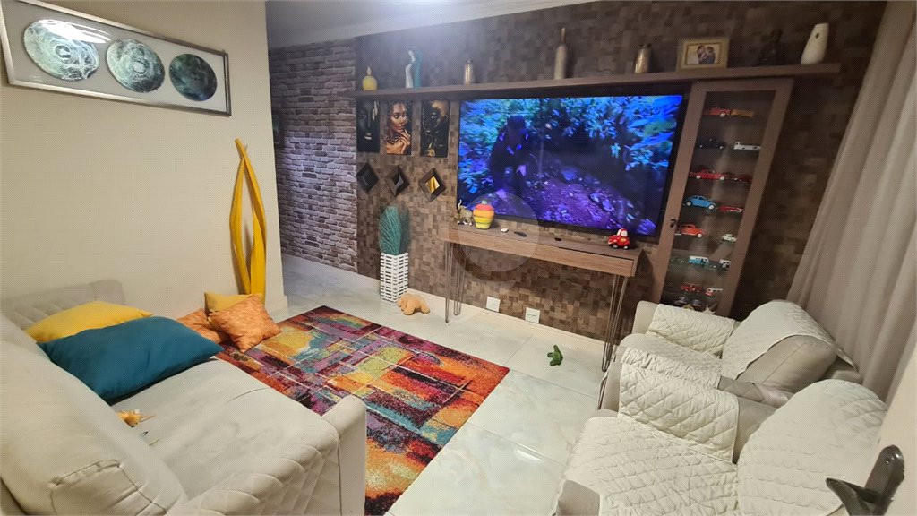 Casa à venda com 2 quartos em Vila dos Remédios, São Paulo, SP