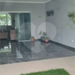 Casa à venda com 3 suítes no condomínio Residencial dos Lagos, Itupeva - SP
