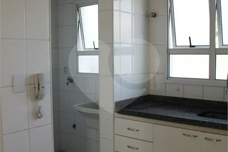 Apartamento à venda com 2 quartos, sendo 1 suíte, no Centro, Vinhedo, SP