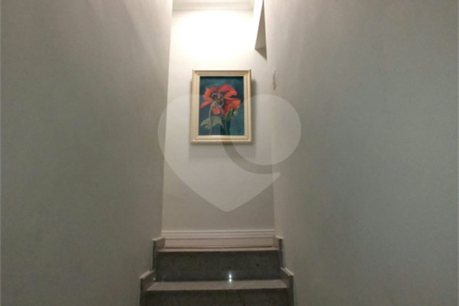 Casa à venda com 3 quartos, sendo 1 suíte, no condomínio Cond Res Paineiras, São Paulo - SP