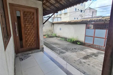 Casa Térrea à venda com 3 quartos, sendo 1 suíte, em Campo Grande, Rio de Janeiro, RJ