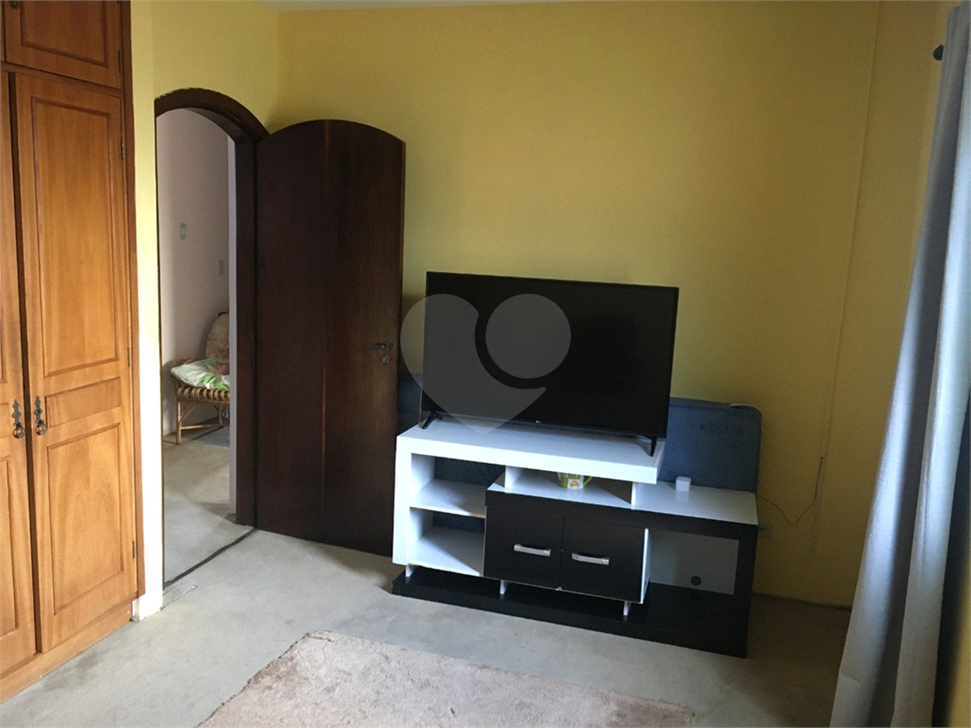 Casa à venda com 4 quartos, sendo 1 suíte, no Centro, Piracaia, SP