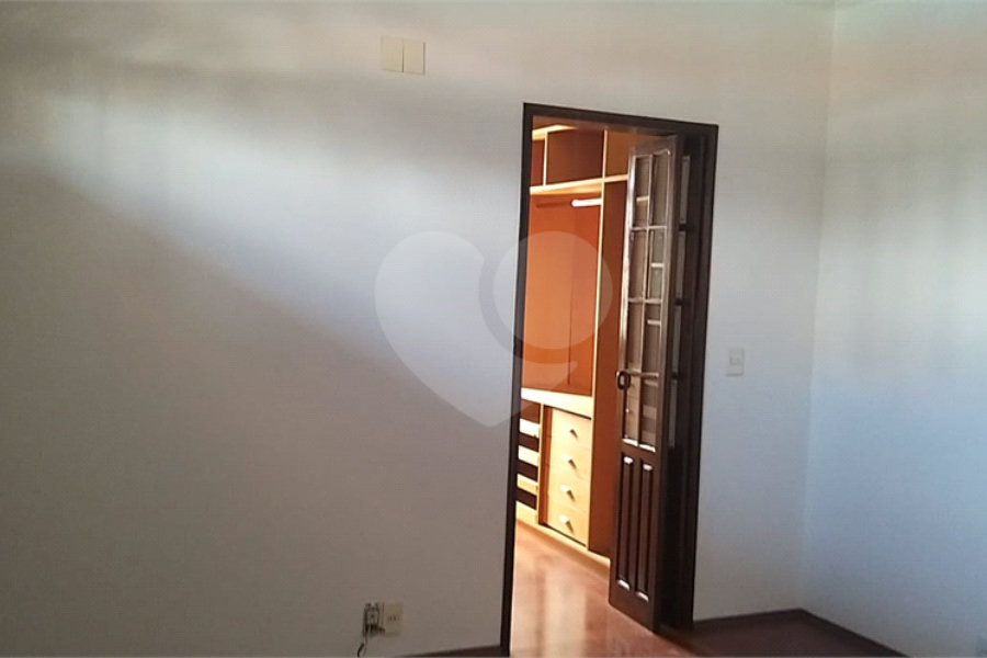 Sobrado à venda com 3 quartos, sendo 1 suíte, em Parque Mandaqui, São Paulo, SP