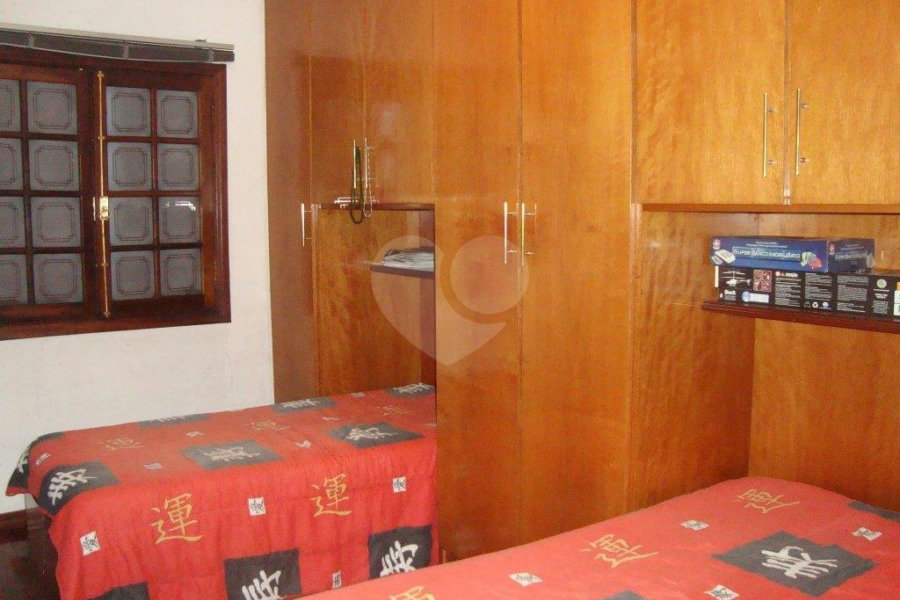 Sobrado à venda com 4 quartos, sendo 2 suítes, em Santana, São Paulo, SP