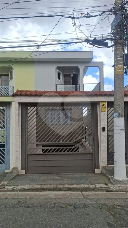 Sobrado à venda com 3 quartos, sendo 1 suíte, em Vila Constança, São Paulo, SP
