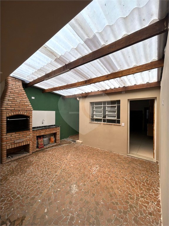 Sobrado em São Paulo com 140m², 4 dormitórios e 2 vagas de garagem