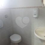 Casa à venda ou para alugar com 3 quartos, sendo 2 suítes,  no Centro, Vinhedo, SP