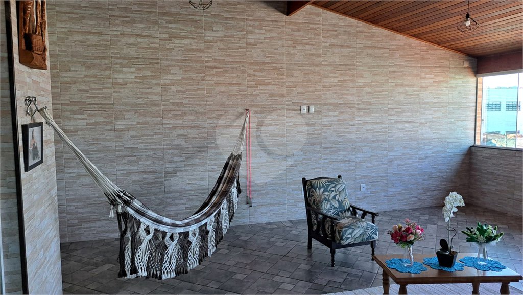 Casa à venda com 3 quartos, sendo 1 suíte,  em Jardim Universo, Mogi das Cruzes, SP