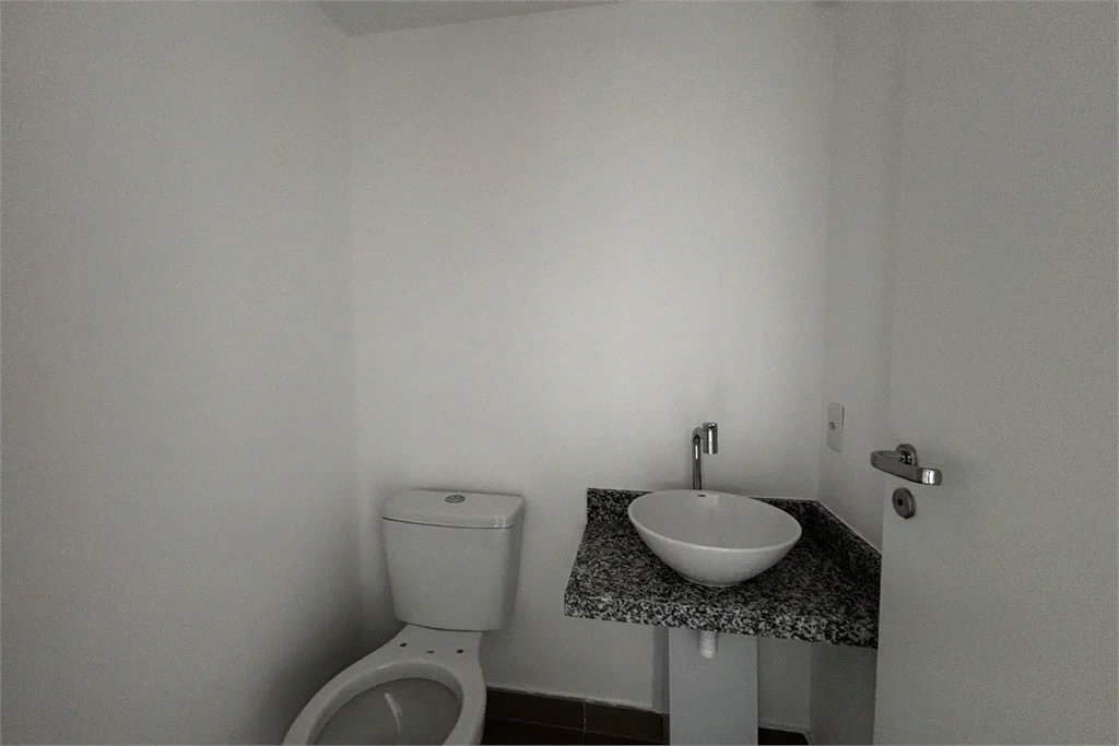 Apartamento à venda com 3 suítes em Vila Romana, São Paulo, SP