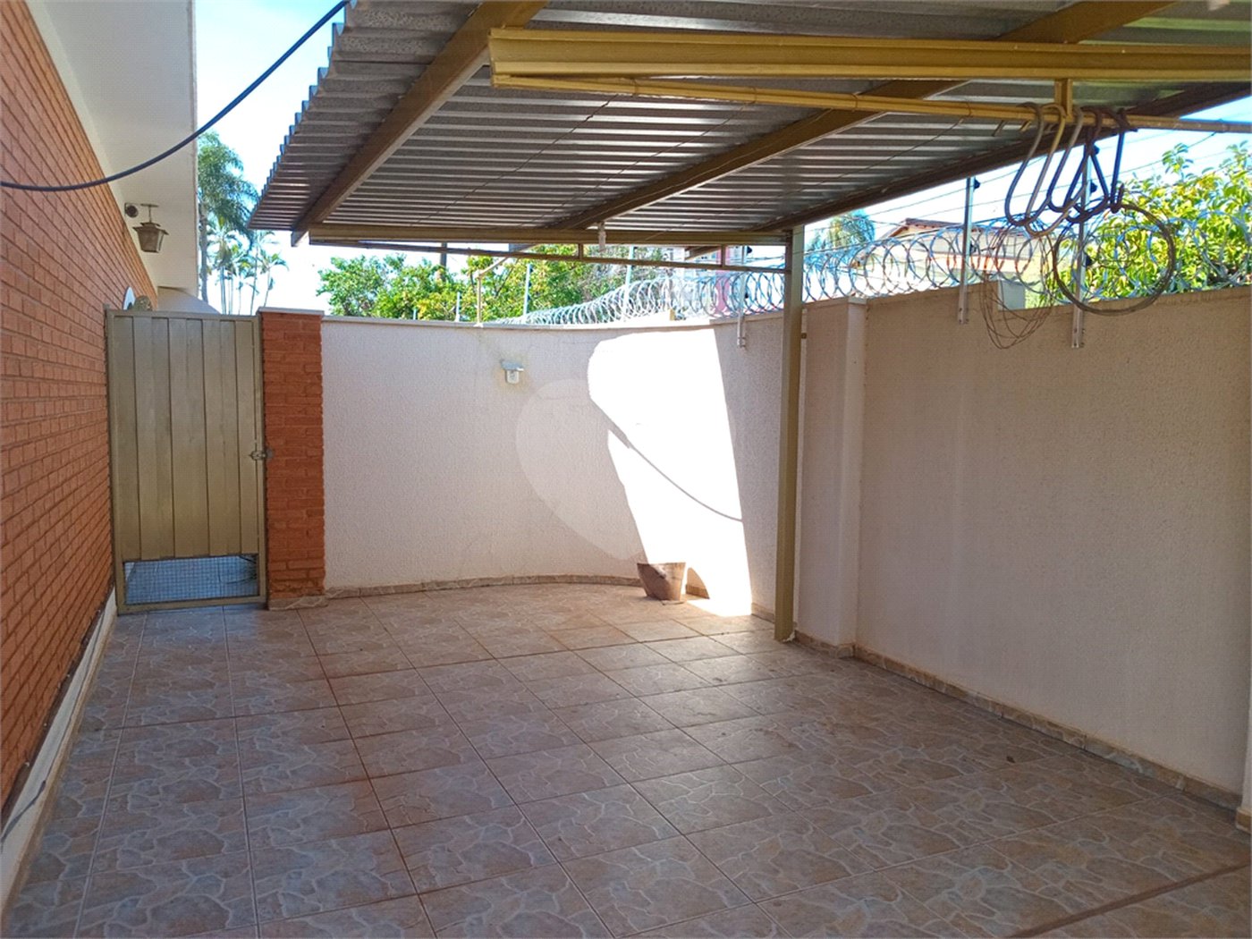 Casa à venda com 3 quartos, sendo 1 suíte, em Vila José Bonifácio, Araraquara, SP