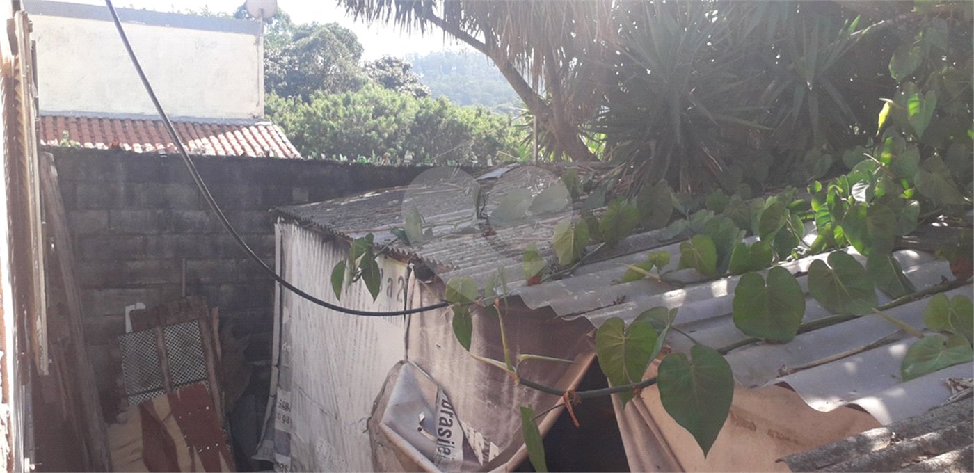 Casa à venda com 3 quartos em Jardim Regina, São Paulo, SP