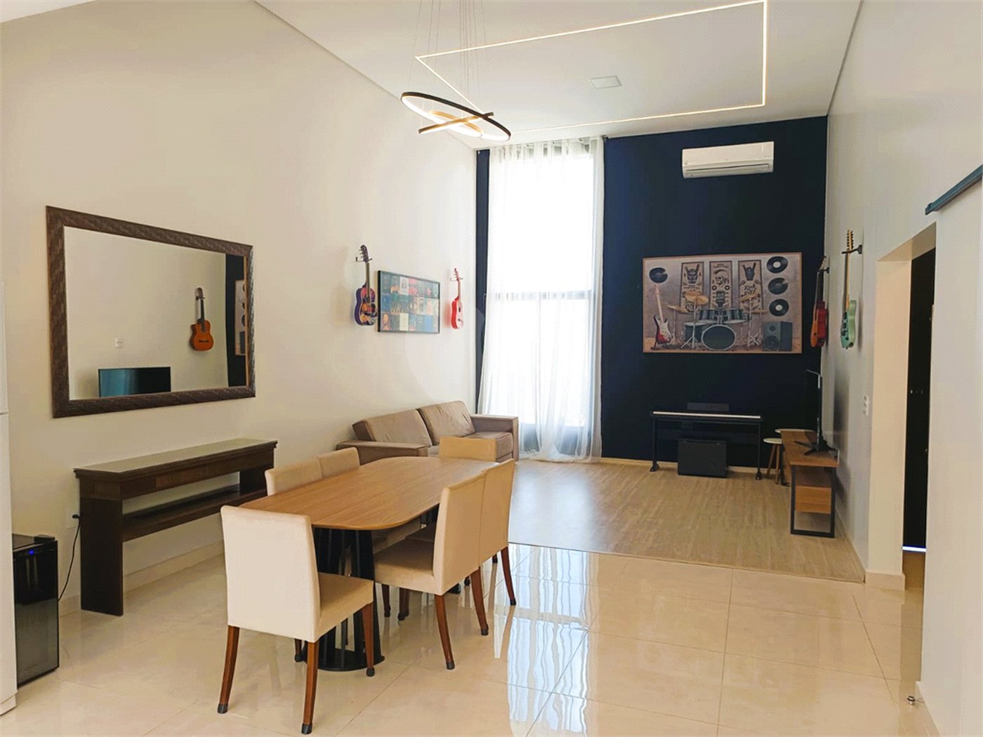 Casa à venda com 3 suítes no condomínio Aldeia da Mata, Votorantim - SP