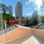 Casa à venda com 4 quartos, sendo 3 suítes, em Jardim Maia, Guarulhos, SP