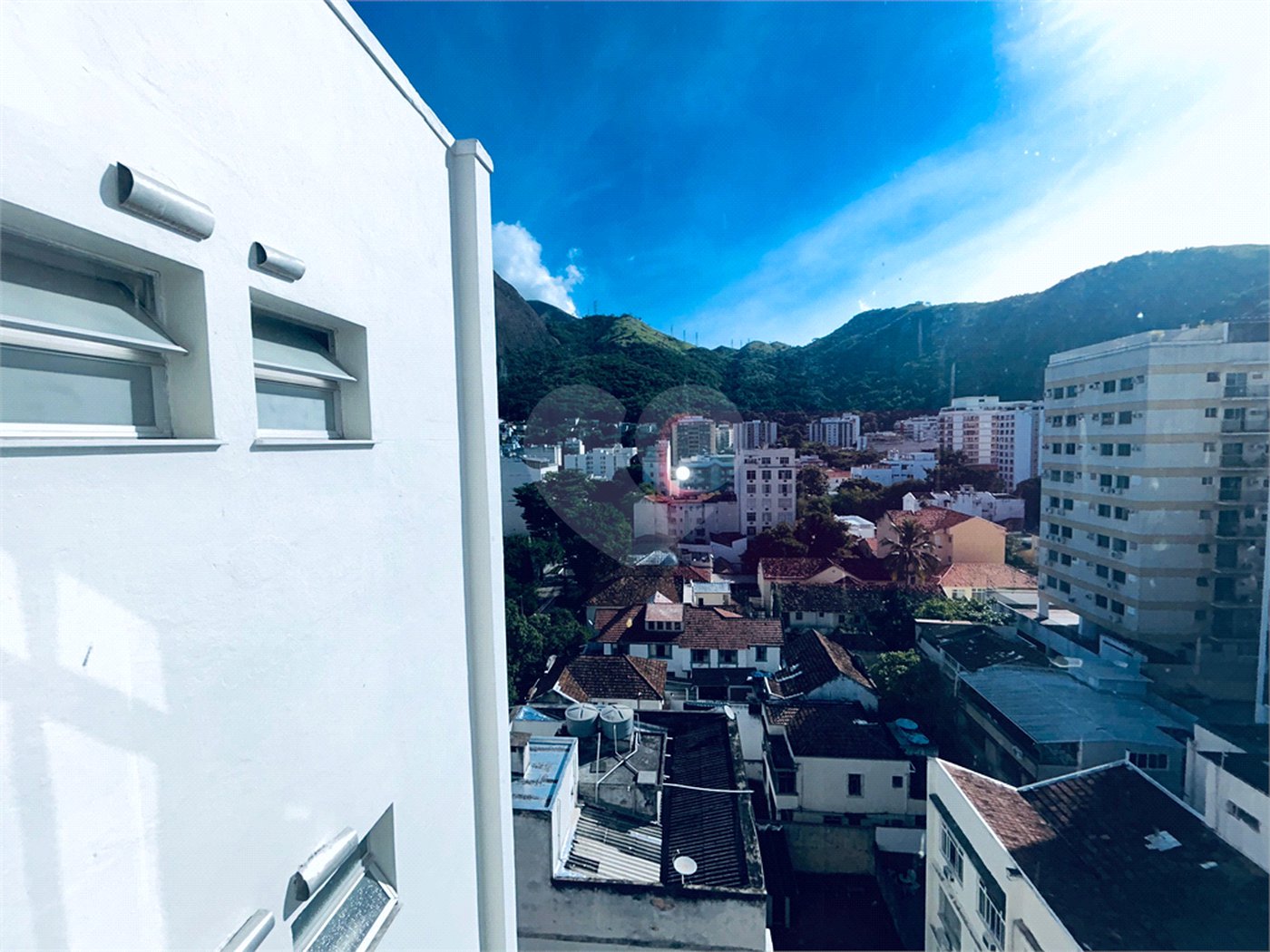Apartamento à venda com 2 quartos, sendo 1 suíte, em Grajaú, Rio de Janeiro, RJ