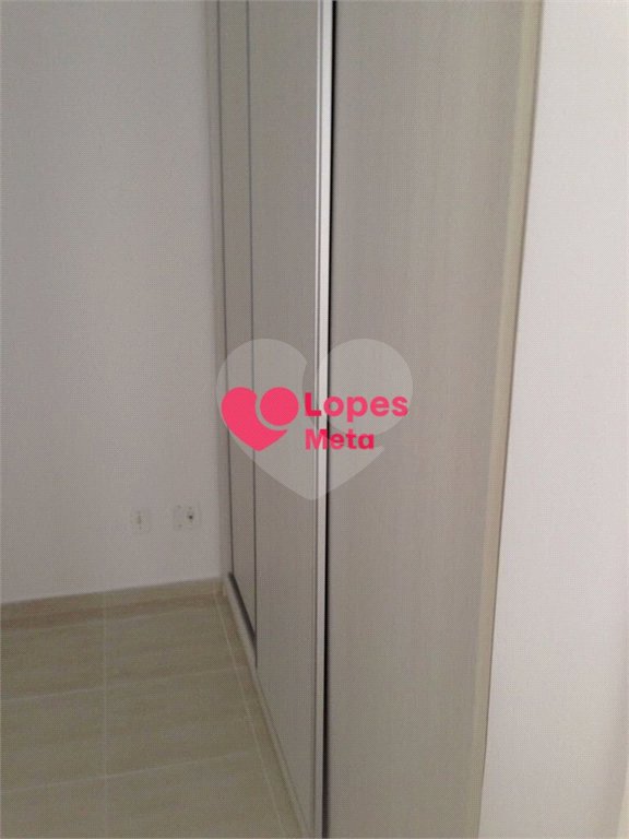 Apartamento para alugar com 2 quartos, sendo 1 suíte, em Parque Residencial Aquarius, São José dos Campos, SP