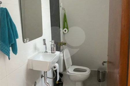 Sobrado à venda com 3 quartos, sendo 1 suíte, em Parada Inglesa, São Paulo, SP