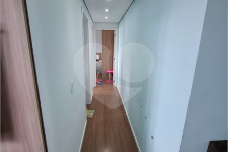 Apartamento à venda com 2 quartos em Vila Carmosina, São Paulo, SP