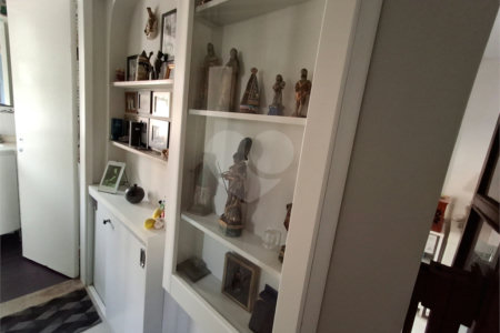Apartamento à venda com 2 quartos, sendo 1 suíte, em Moema, São Paulo, SP