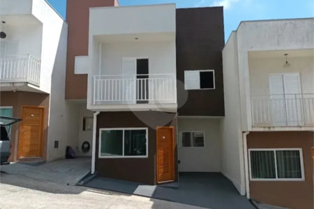 Casa à venda com 2 quartos no condomínio Residencial Monaco, Mogi das Cruzes - SP