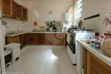 Casa à venda com 4 quartos, sendo 2 suítes,  em Jardim Botânico, Rio de Janeiro, RJ