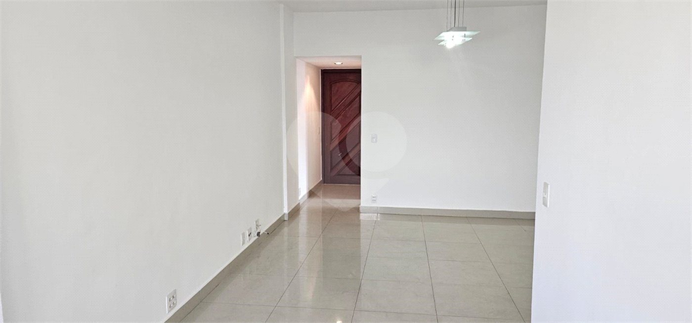 Apartamento à venda com 2 quartos, sendo 1 suíte,  em Tijuca, Rio de Janeiro, RJ
