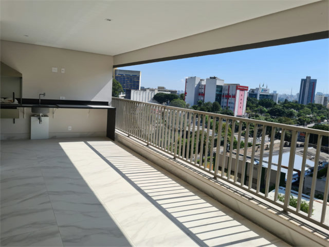 Apartamento à venda com 3 suítes em Vila Clementino, São Paulo, SP
